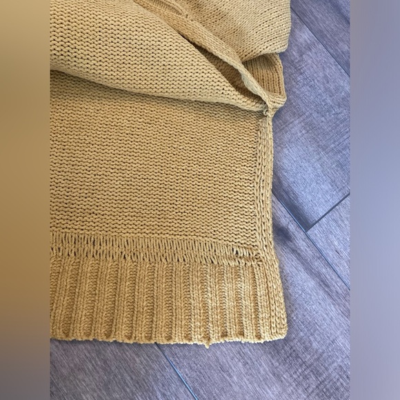 Aerie womens XS oversized chenille knit turtleneck sweater - Picture 4 of 5